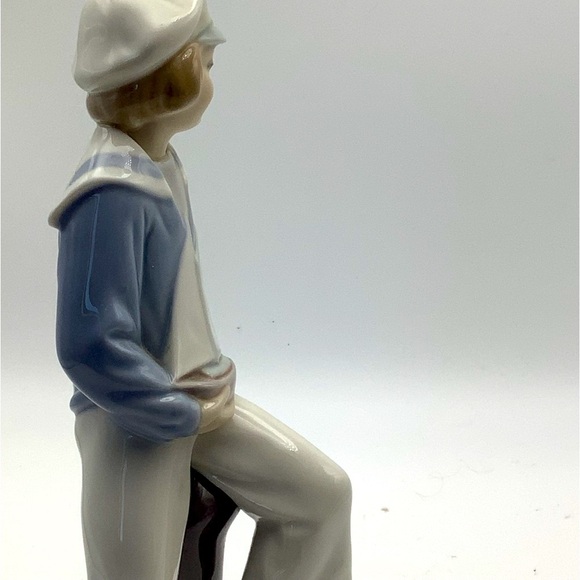 Vintage Llardo Spain Porcelain Sailor Boy Figurine - Picture 10 of 15